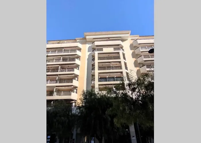 Havre De Paix En Plein Centre Ville, 4 Couchages