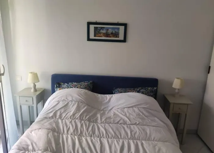 Havre De Paix En Plein Centre Ville, 4 Couchages