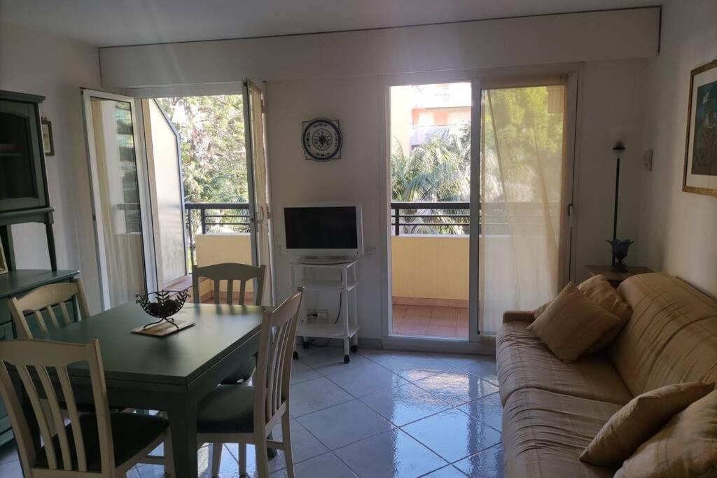 Havre De Paix En Plein Centre Ville, 4 Couchages Appartamento Mentone