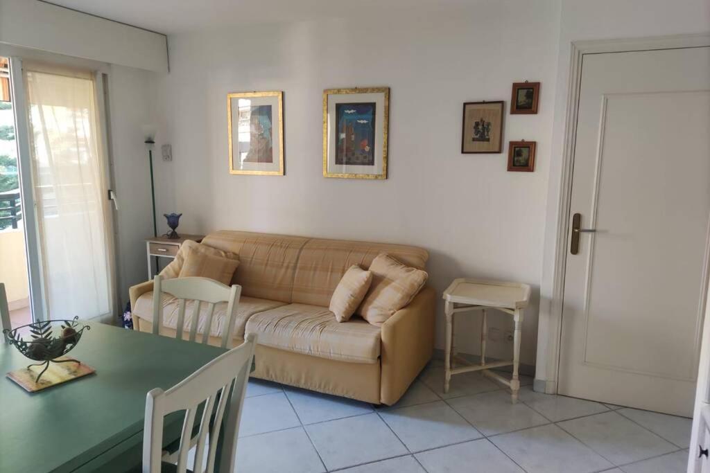 Havre De Paix En Plein Centre Ville, 4 Couchages *